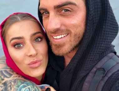 Αθηνά σε Δώρο του Power of Love: «Χρόνια πολλά ... μόνο δίπλα μου» (φωτό)